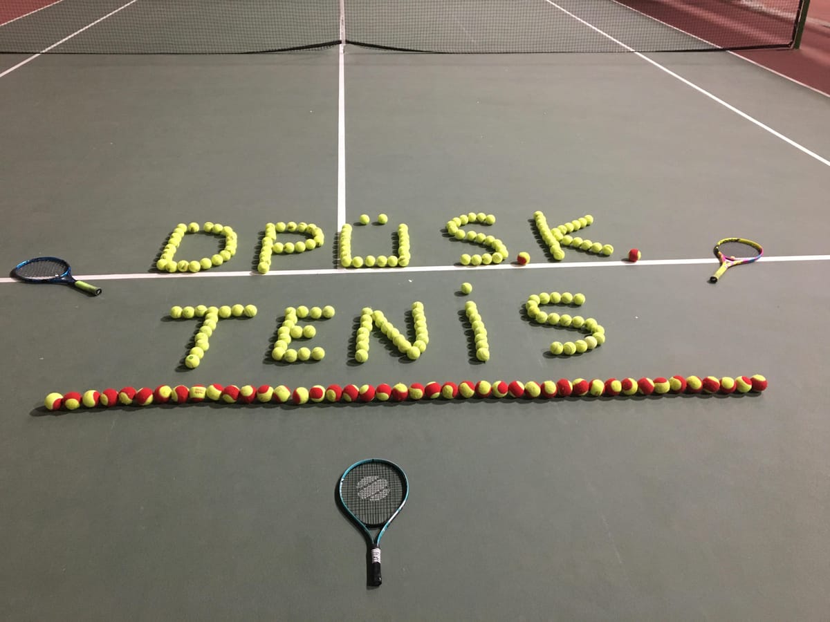 DPÜ Tenis Takım